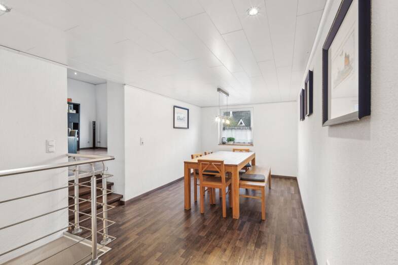 Einfamilienhaus zum Kauf 424.000 € 6 Zimmer 218 m² 617 m² Grundstück Dauborn Hünfelden-Dauborn 65597