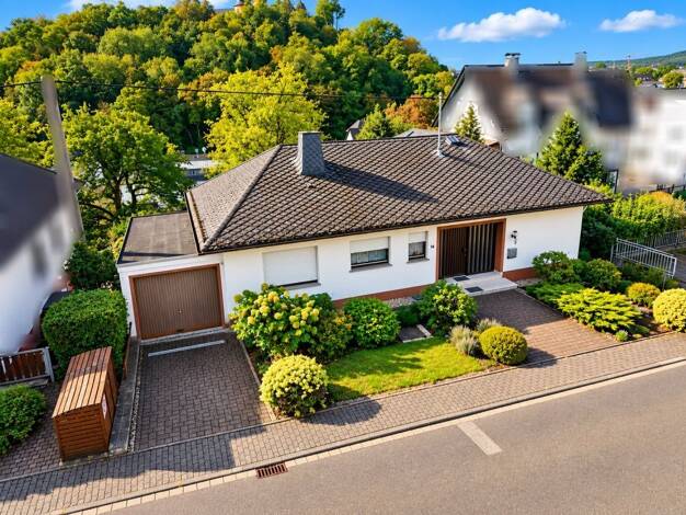 Einfamilienhaus zum Kauf 419.000 € 6 Zimmer 194 m² 1.191 m² Grundstück Montabaur Montabaur 56410