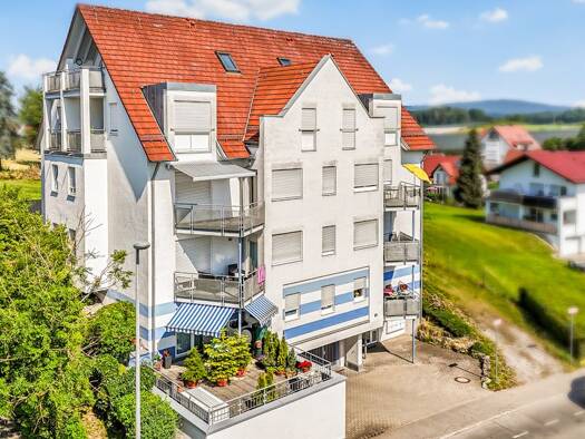 Wohnung zum Kauf 385.000 € 4 Zimmer 92,2 m² EG Friedrichshafen Friedrichshafen 88045
