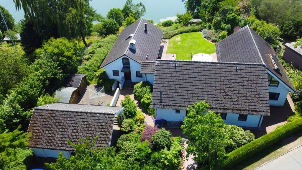 Immobilie zum Kauf 7 Zimmer 200 m² 2.300 m² Grundstück Bebensee 23816