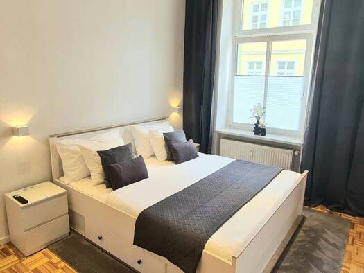 Maisonette zur Miete 780 € 1 Zimmer 25 m² 1 Geschosse frei ab sofort Reutzstraße 9 Paulsstadt Schwerin 19055