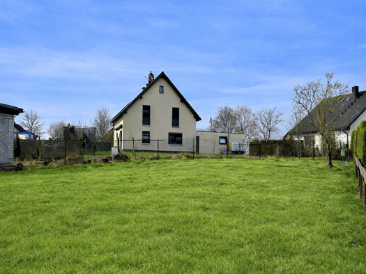 Grundstück zum Kauf 780 m² Grundstück Baugenehmigung vorhanden frei ab sofort Feldstraße 6 Dittersdorf Amtsberg 09439