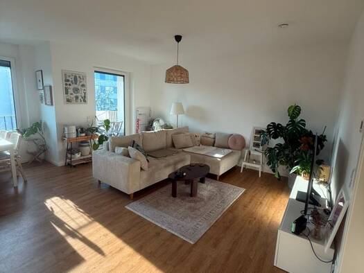 Wohnung zur Miete 1.410 € 3 Zimmer 85 m² Geschoss 3/5 frei ab 01.10.2026 Äußere Neustadt Dresden 01099