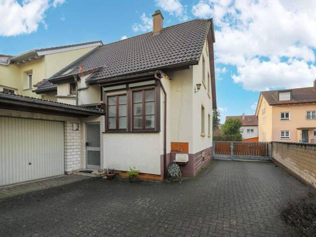 Einfamilienhaus zum Kauf 249.000 € 6 Zimmer 102 m² 654 m² Grundstück Söllingen Pfinztal 76327
