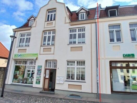 Stadthaus zum Kauf 349.000 € 10,5 Zimmer 216 m² 183 m² Grundstück frei ab sofort Hagenow Hagenow 19230