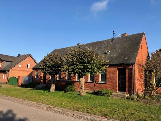 Haus zum Kauf 6 Zimmer 165 m² 5.330 m² Grundstück Telschow-Weitgendorf Putlitz 16949