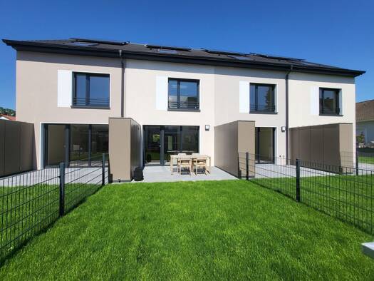 Haus zur Miete 2.183 € 5 Zimmer 145 m² Am Kindergarten Friedberg Friedberg 61169