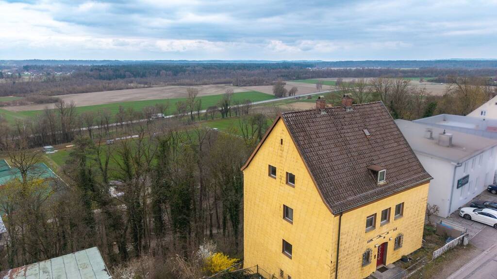 Haus zum Kauf 524.900 € 9 Zimmer 267 m² 850 m² Grundstück frei ab sofort Altmühldorf Mühldorf a.Inn 84453