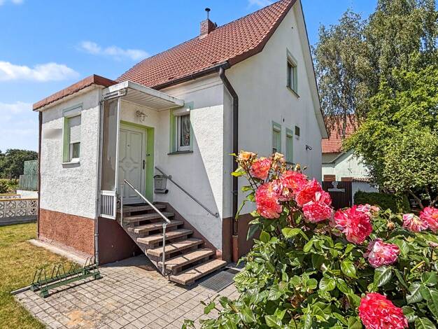 Einfamilienhaus zum Kauf 119.000 € 4 Zimmer 85 m² 972 m² Grundstück Dargun 17159