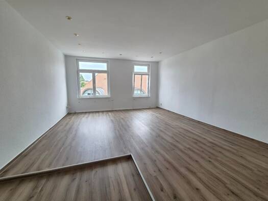 Wohnung zur Miete 1.055 € 4 Zimmer 131,4 m² frei ab sofort Waren Waren (Müritz) 17192