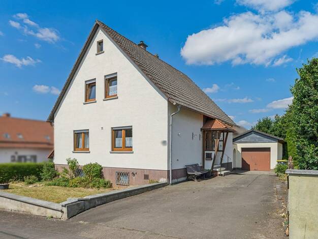 Einfamilienhaus zum Kauf 179.000 € 6 Zimmer 111,6 m² 474 m² Grundstück Ober-Ohmen Mücke 35325