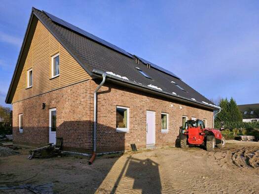 Doppelhaushälfte zum Kauf - Erstbezug 10 Zimmer 220 m² 737 m² Grundstück Oster-Ohrstedt 25885