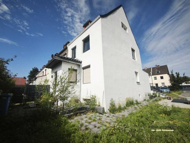 Reihenmittelhaus zum Kauf 265.000 € 4 Zimmer 101,9 m² 297 m² Grundstück Tempelhofer Straße 43 F Süd Dessau-Roßlau 06849