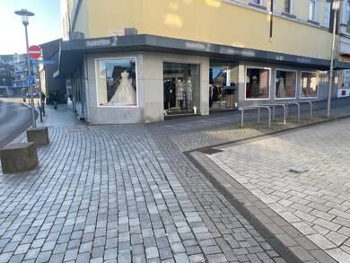 Laden zur Miete 1.456 € 2 Zimmer 182 m² Verkaufsfläche Wermelskirchen Wermelskirchen 42929