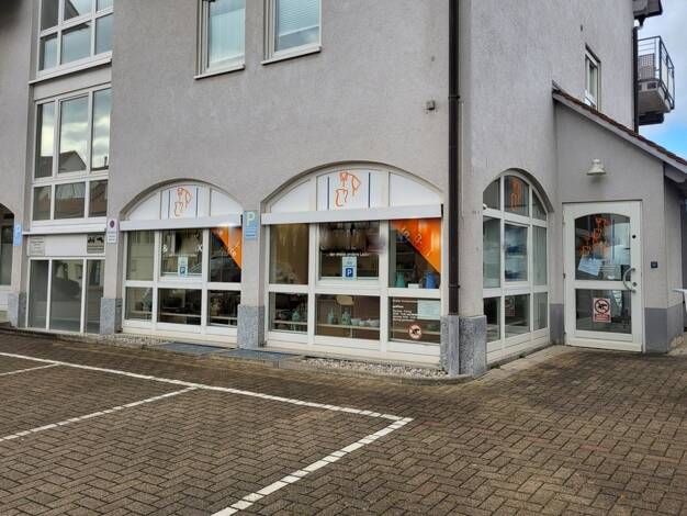 Laden zum Kauf 185.000 € 2 Zimmer 56 m² Verkaufsfläche Rümmingen 79595