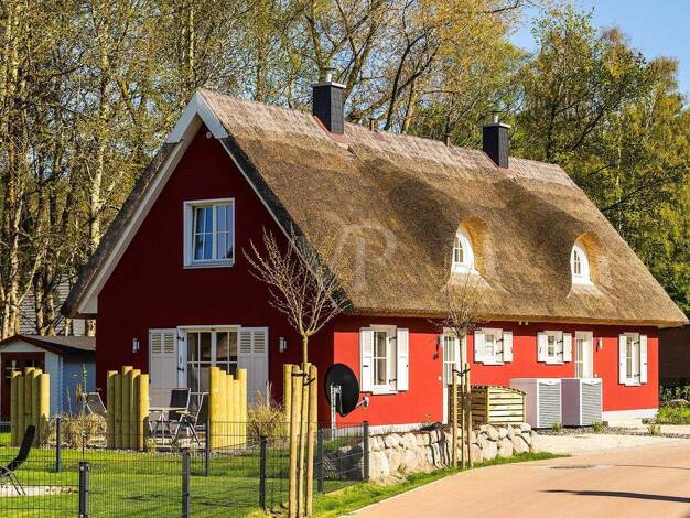 Haus zum Kauf 1.670.000 € 9 Zimmer 240 m² 1.665 m² Grundstück Glowe 18551