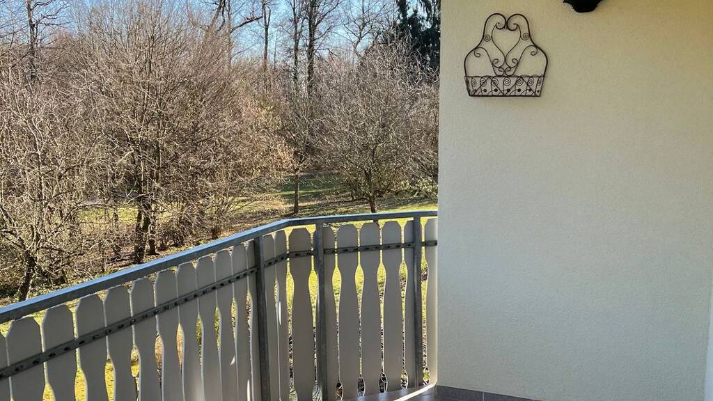 Wohnung zur Miete 1.250 € 4 Zimmer 104 m² 1. Geschoss frei ab 01.05.2026 Kirschbaumweg 14 Waldshut Waldshut-Tiengen 79761