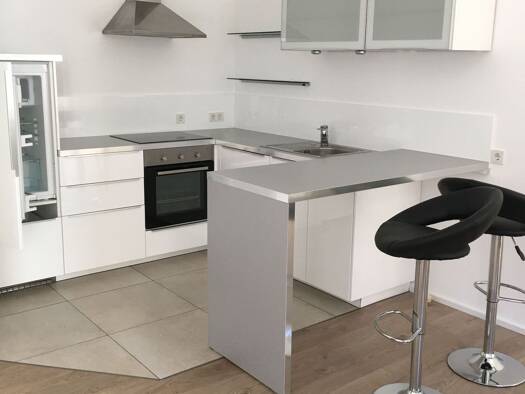 Wohnung zur Miete 730 € 2 Zimmer 70 m² Geschoss 1/4 frei ab 01.06.2026 St Johann Saarbrücken 66111