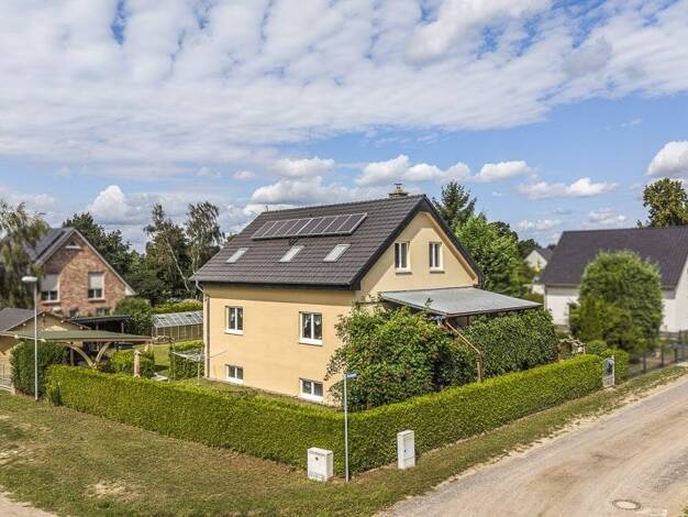 Einfamilienhaus zum Kauf 646.000 € 6 Zimmer 143 m² 709 m² Grundstück Rohrbeck Dallgow-Döberitz 14624