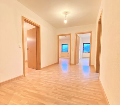 Studio zur Miete 490 € 3,5 Zimmer 86 m² frei ab sofort Neustraße 18 Birresborn 54574