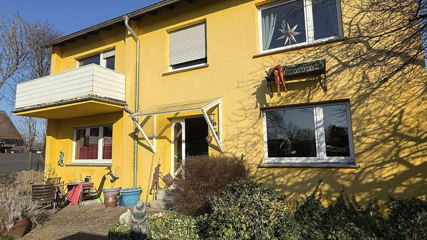 Immobilie in Lippetal - Großzügiges Einfamilienhaus mit Einliegerwohnung und Wintergarten in ruhiger Lage - Bild 0