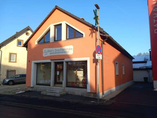 Einfamilienhaus zum Kauf 129.000 € 5 Zimmer 173 m² 223 m² Grundstück frei ab sofort Tröstau Tröstau 95709