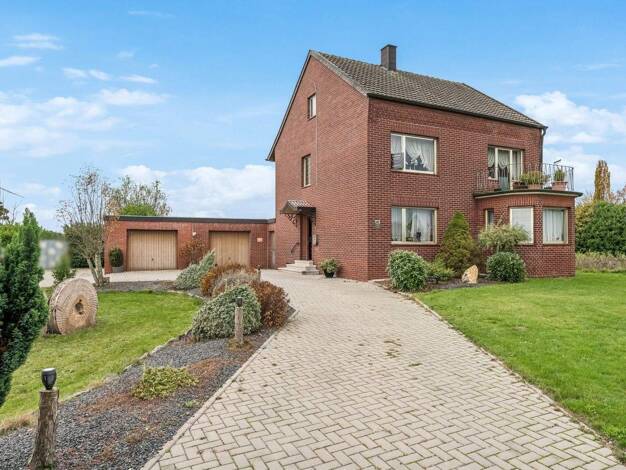 Mehrfamilienhaus zum Kauf 445.000 € 7 Zimmer 233 m² 2.451 m² Grundstück Klinkum Wegberg 41844