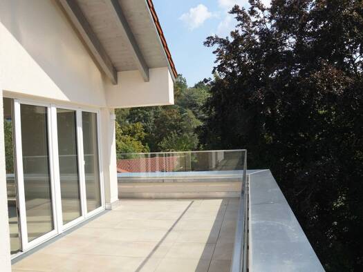 Wohnung zur Miete 800 € 4 Zimmer 173 m² frei ab sofort Osnabrücker Str. 20 Lübbecke 32312