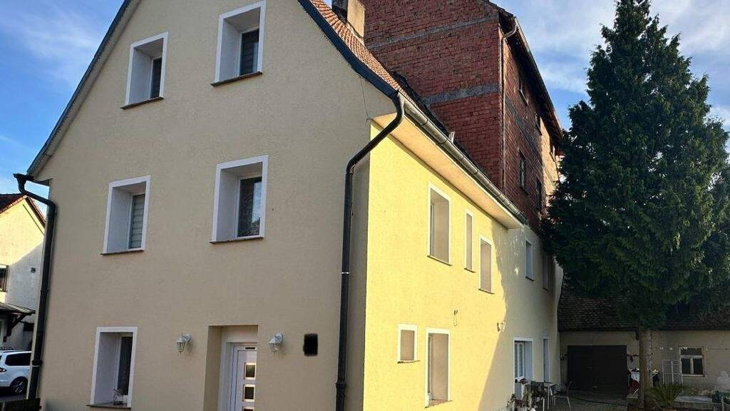 Einfamilienhaus zum Kauf 349.000 € 5 Zimmer 130 m² 1.015 m² Grundstück Schlüsselfeld 96132