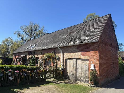 Einfamilienhaus zum Kauf 165.000 € 5 Zimmer 170 m² 679 m² Grundstück Bösel Lüchow 29439