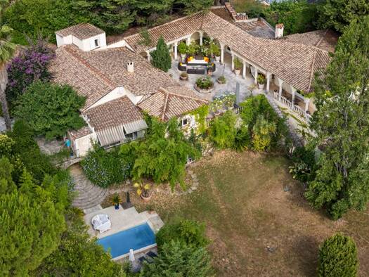 Einfamilienhaus zum Kauf 1.620.000 € 7 Zimmer 320 m² 3.431 m² Grundstück Centre Ville Nord Grasse 06130