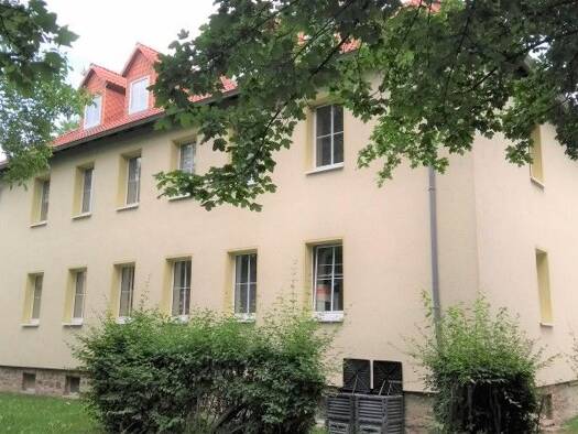 Wohnung zur Miete 384 € 2 Zimmer 69,7 m² frei ab 01.10.2026 Schillerstraße (Krumpa) 13 Krumpa Braunsbedra 06242