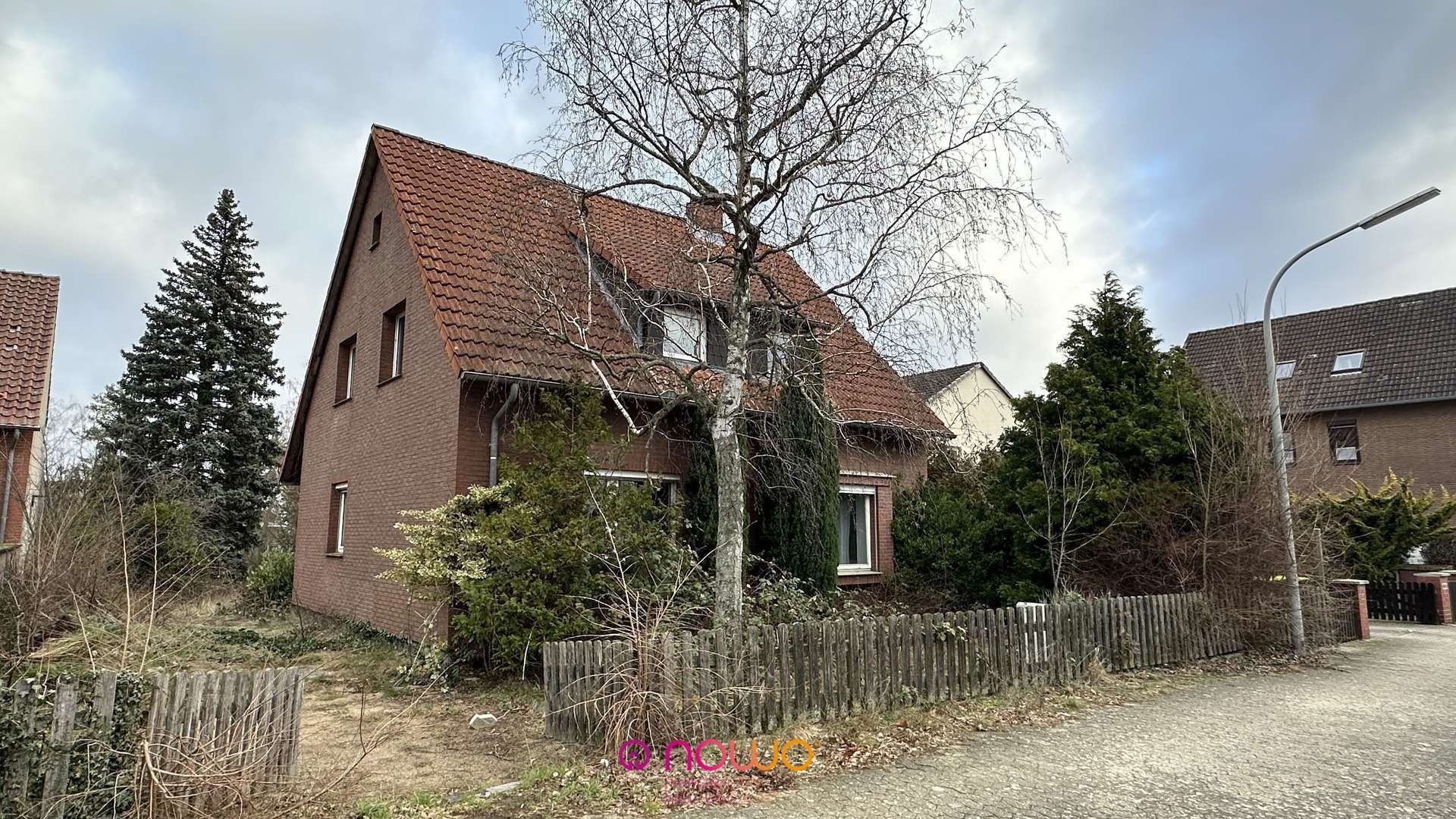 Einfamilienhaus zum Kauf 335.000 € 7 Zimmer 111 m²<br/>Wohnfläche 1.027 m²<br/>Grundstück Veltenhof Braunschweig 38112