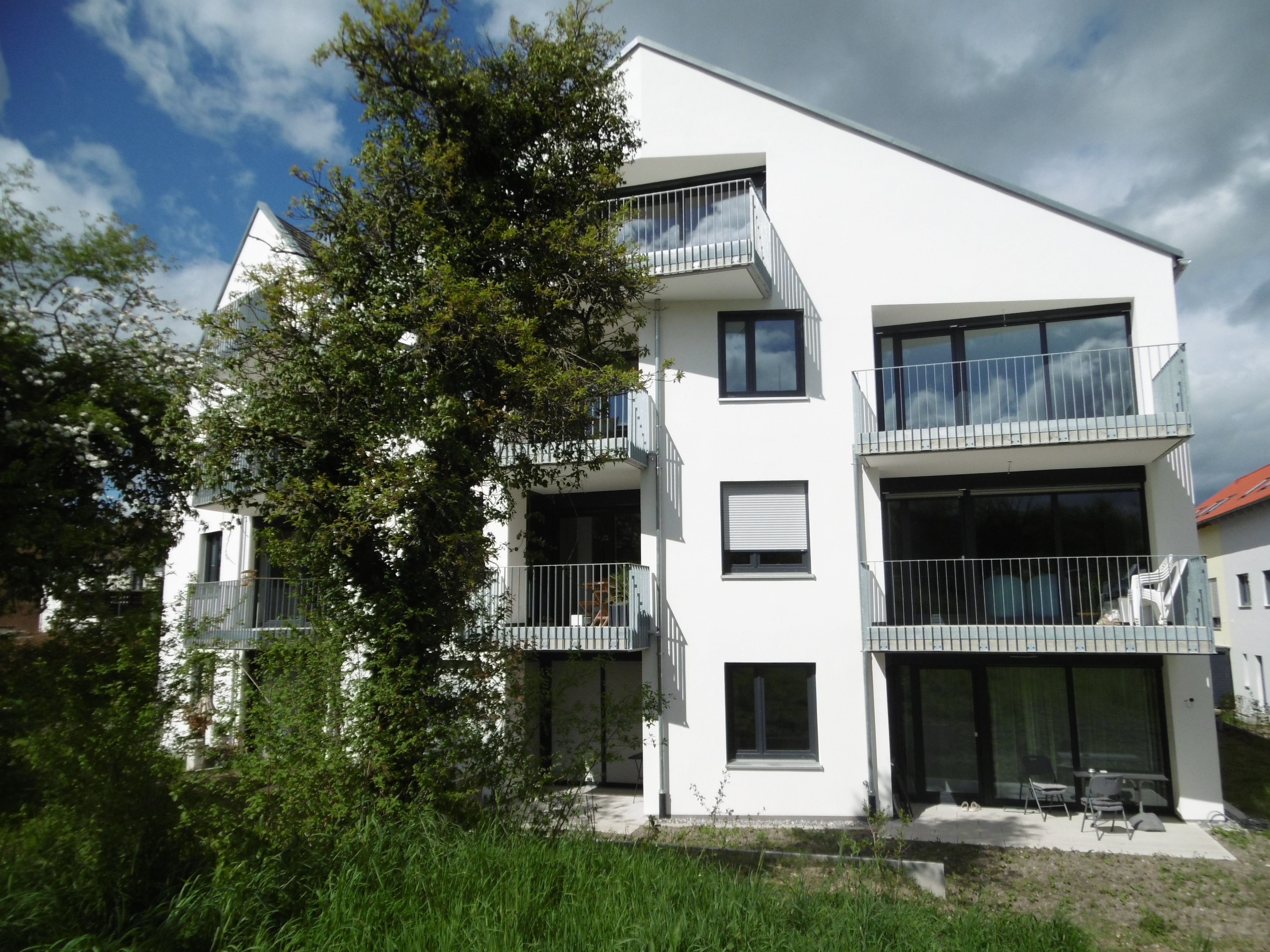 Wohnung zum Kauf provisionsfrei 760.000 € 4 Zimmer 92,7 m²<br/>Wohnfläche 2.<br/>Geschoss ab sofort<br/>Verfügbarkeit Radolfzellerstr. 91 Wollmatingen Konstanz 78467