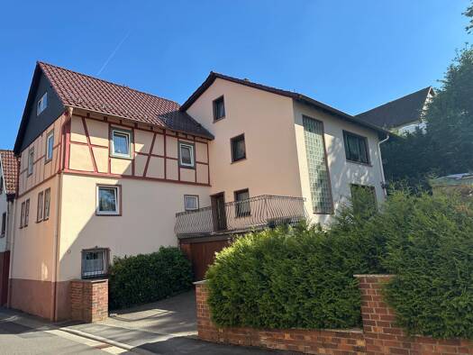 Haus zum Kauf provisionsfrei 285.000 € 7 Zimmer 200 m² 325 m² Grundstück frei ab sofort Unterafferbach Goldbach 63773