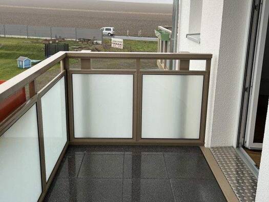 Wohnung zur Miete 640 € 2 Zimmer 46,1 m² Arnsdorf 01477