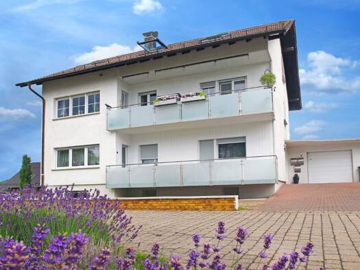 Wohnung zum Kauf 118.000 € 3 Zimmer 59 m² 3. Geschoss Rippenweier Weinheim 69496