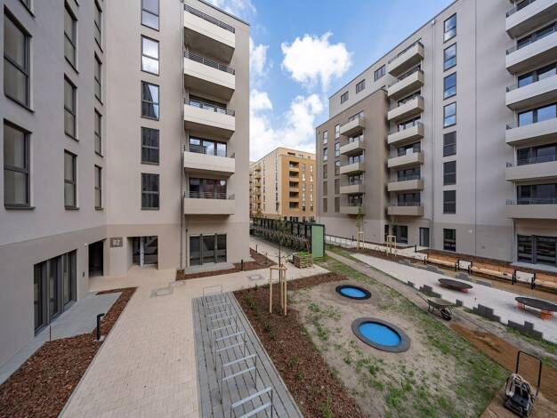 Wohnung zur Miete 1.087 € 3 Zimmer 80,5 m² EG frei ab sofort Moderlieschenstr. 82 Spandau Berlin 13599