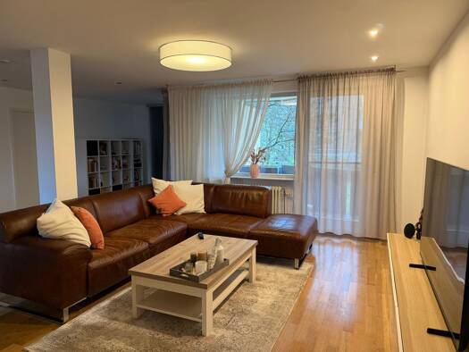 Wohnung zur Miete 1.070 € 3 Zimmer 100 m² Geschoss 2/4 frei ab 01.02.2026 Künzelsau 74653