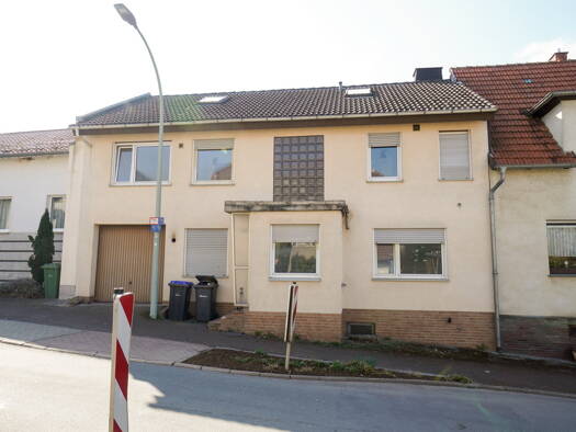 Mehrfamilienhaus zum Kauf 99.000 € 6 Zimmer 138 m² 491 m² Grundstück Marsberg / Erlinghausen 34431