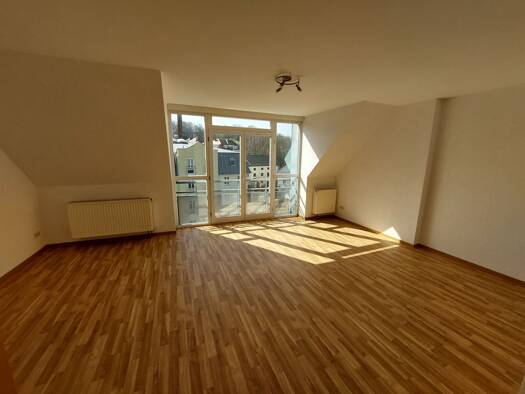 Wohnung zur Miete 240 € 1 Zimmer 43,6 m² Döbeln Döbeln 04720