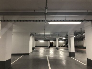 Tiefgaragenstellplatz zur Miete provisionsfrei 100 € Leopoldstraße 204 Neufreimann München 80804