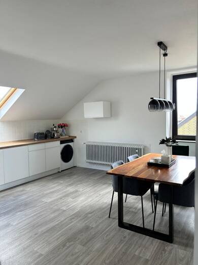 Wohnung zur Miete 700 € 3 Zimmer 85 m² Geschoss 2/2 frei ab 01.08.2025 Wickrath - Mitte Mönchengladbach 41189