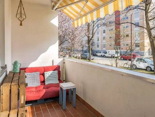 Wohnung zur Miete 1.350 € 3 Zimmer 18 m² frei ab sofort Milbertshofen-Am Hart München 80807