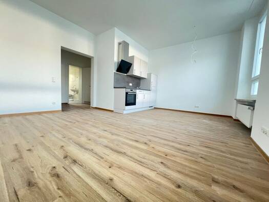 Wohnung zur Miete 645 € 2 Zimmer 63 m² Geschoss 2/3 frei ab sofort Egerer Straße 30 Waldsassen Waldsassen 95652