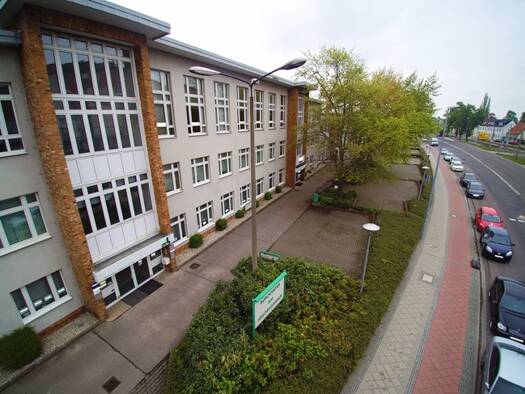 Bürofläche zur Miete provisionsfrei 3.423 € 427,9 m² Bürofläche Geschwister-Scholl-Straße 36 Neustadt Brandenburg an der Havel 14776