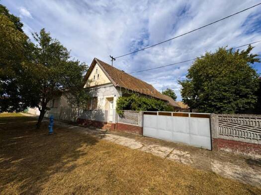 Haus zum Kauf 45.000 € 4 Zimmer 123 m² Brodanci, Bizovac Bizovac