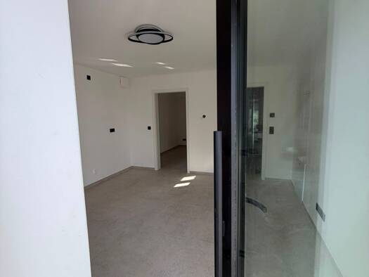 Wohnung zur Miete 850 € 2 Zimmer 44 m² Geschoss EG/2 frei ab sofort Ober-Rosbach Rosbach vor der Höhe 61191