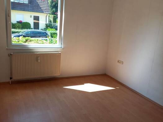 Wohnung zur Miete 300 € 2 Zimmer 51 m² Geschoss -1/3 frei ab 20.07.2026 Buer Gelsenkirchen 45894