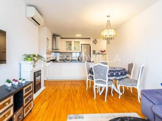 Wohnung zur Miete 1.100 € 3 Zimmer 75 m² 2. Geschoss Japirko Solin